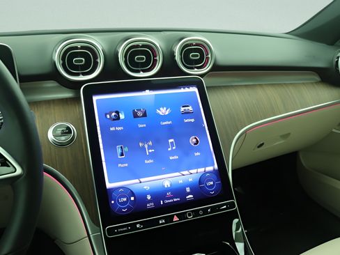 Certified 2023 Mercedes-Benz C 300 Sedan image 9