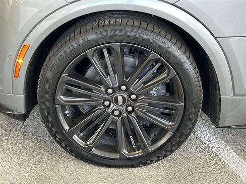 New 2026 Cadillac Lyriq V image 35