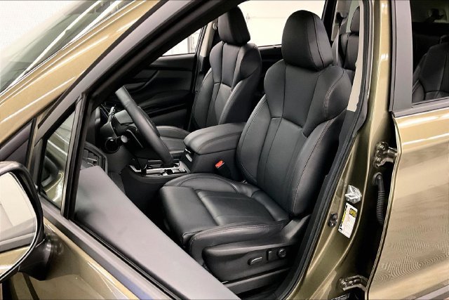 Used 2025 Subaru Ascent Bronze Edition AWD/4WD image 24