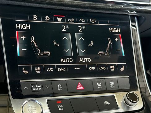 Used 2019 Audi Q8 Premium Plus w/ Premium Plus image 23