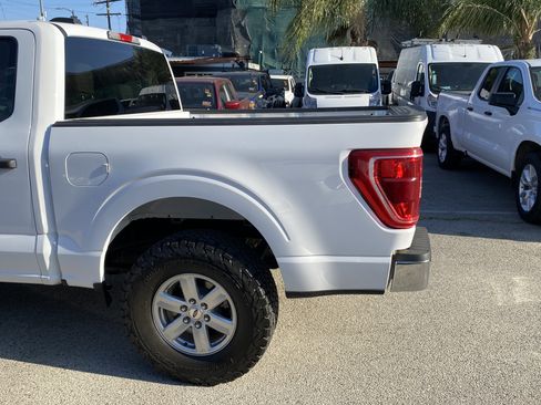 Used 2022 Ford F150 XLT w/ Equipment Group 301A Mid AWD/4WD image 12