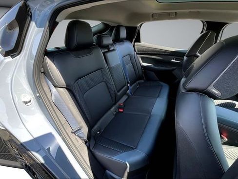 New 2026 Nissan Leaf Platinum+ image 9