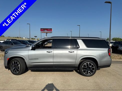 Used 2024 Chevrolet Suburban RST w/ Sport Performance Package AWD/4WD image 3