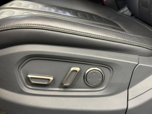 Used 2023 Rivian R1T Adventure AWD/4WD image 12