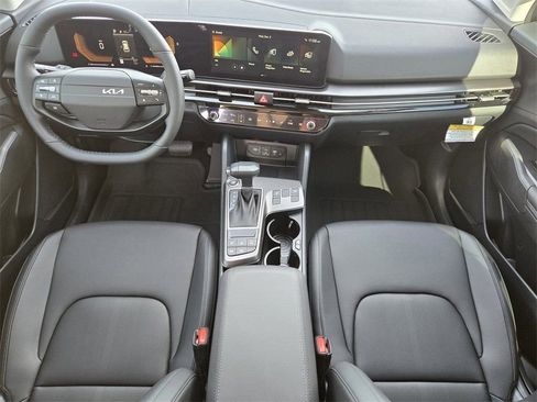 New 2026 Kia Sportage EX w/ EX Panorama Roof Package FWD image 21