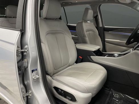 Used 2021 Jeep Grand Cherokee L Overland image 33