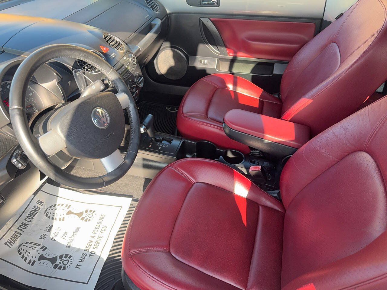 Used 2009 Volkswagen Beetle Blush FWD image 26