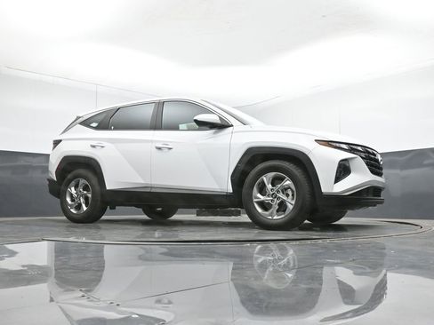 Used 2024 Hyundai Tucson SE image 48