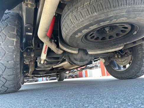 Used 2021 Chevrolet Silverado 1500 LT w/ Z71 Off-Road Package image 30