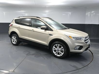 Used 2017 Ford Escape SE w/ Equipment Group 201A