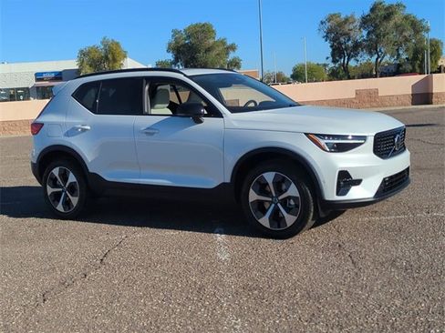 New 2026 Volvo XC40 B4 Plus w/ Protection Package image 4