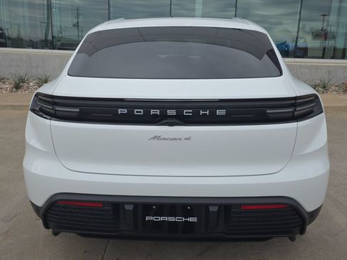 New 2026 Porsche Macan 4 Electric AWD/4WD image 6