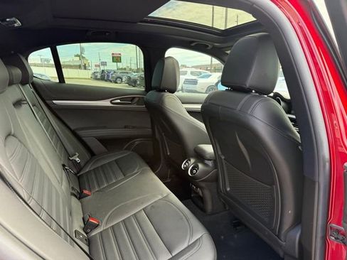 Used 2024 Alfa Romeo Stelvio Veloce image 10
