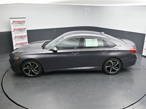Used 2018 Honda Accord Sport image 28