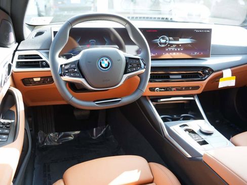 New 2026 BMW i4 eDrive40 w/ Parking Assistance Package image 7