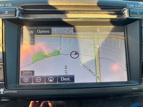 Used 2014 Toyota RAV4 Limited w/ Technology Package image 10