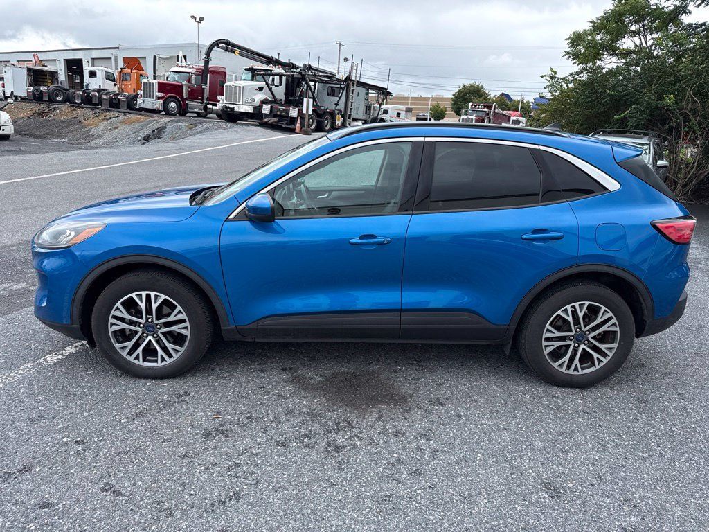 Used 2020 Ford Escape SEL AWD/4WD image 2