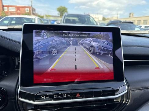 Used 2022 Jeep Compass Limited w/ (RED) Package image 25