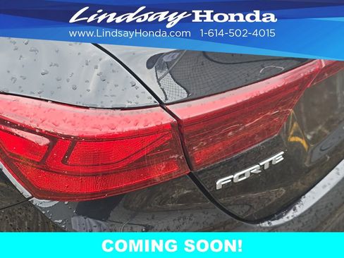 Used 2022 Kia Forte LXS w/ LXS Technology Package image 13