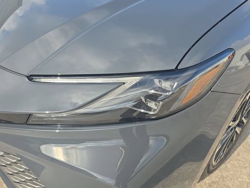 New 2026 Toyota Camry Hybrid AWD/4WD image 27