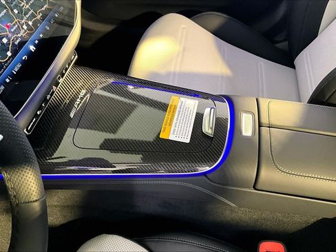 New 2026 Mercedes-Benz E 53 AMG e 4MATIC Sedan image 10