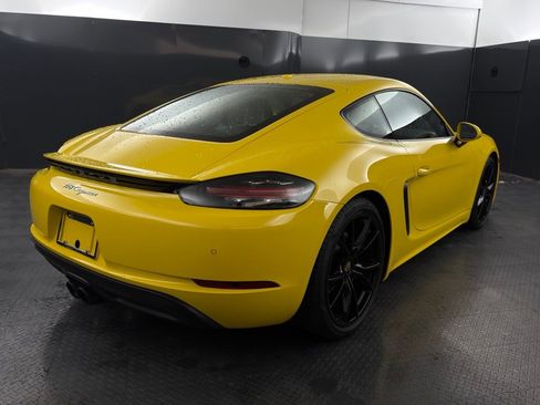 Certified 2025 Porsche 718 Cayman RWD image 35