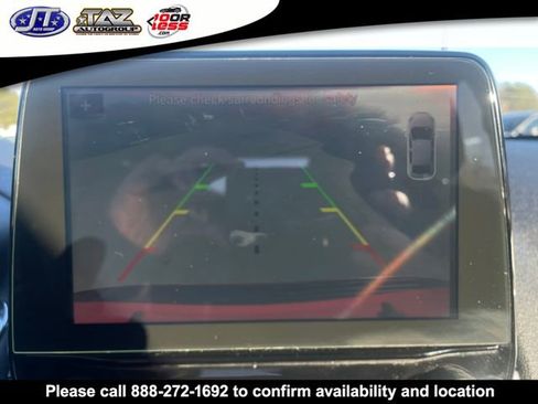 Used 2018 Ford EcoSport SE w/ SE Convenience Package image 10