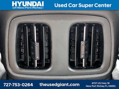 Used 2026 Hyundai Tucson Limited FWD image 17