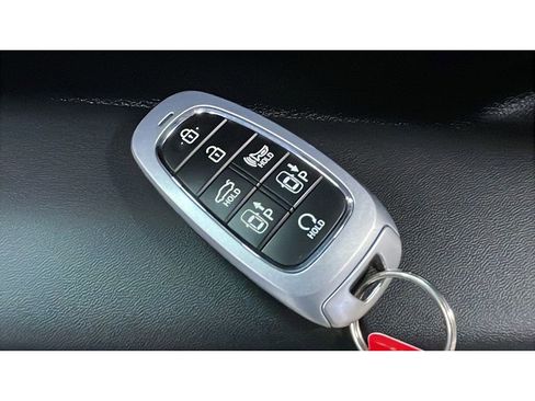 Used 2022 Hyundai Sonata Limited image 18