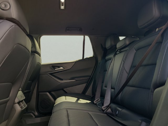 New 2027 Chevrolet Equinox LT w/ Convenience Package II FWD image 14