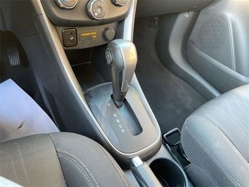 Certified 2020 Chevrolet Trax LT image 15