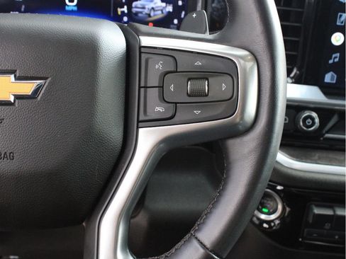 Used 2022 Chevrolet Silverado 1500 LTZ w/ LTZ Premium Package AWD/4WD image 17