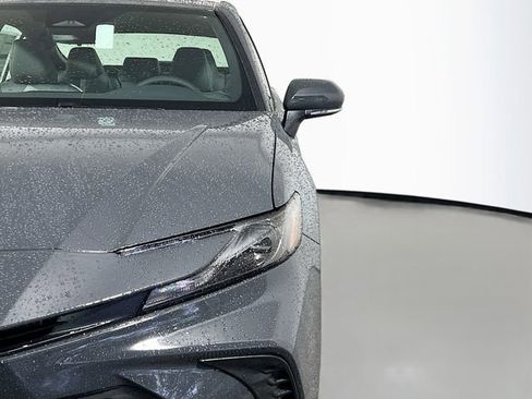 New 2025 Toyota Camry SE image 9