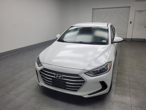 Used 2017 Hyundai Elantra SE image 15