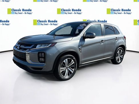 Used 2024 Mitsubishi Outlander Sport SE image 3