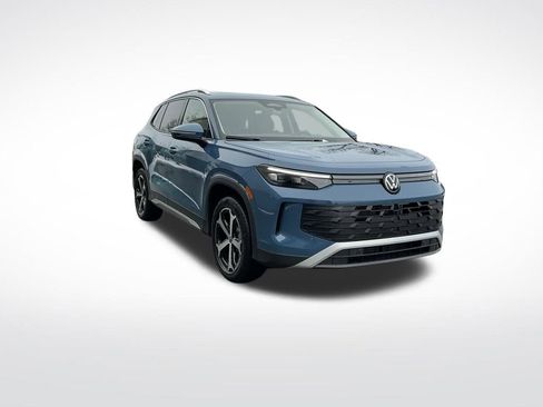 New 2026 Volkswagen Tiguan SE image 3