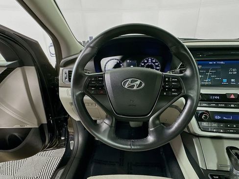 Used 2016 Hyundai Sonata Limited w/ Option Group 04 image 13