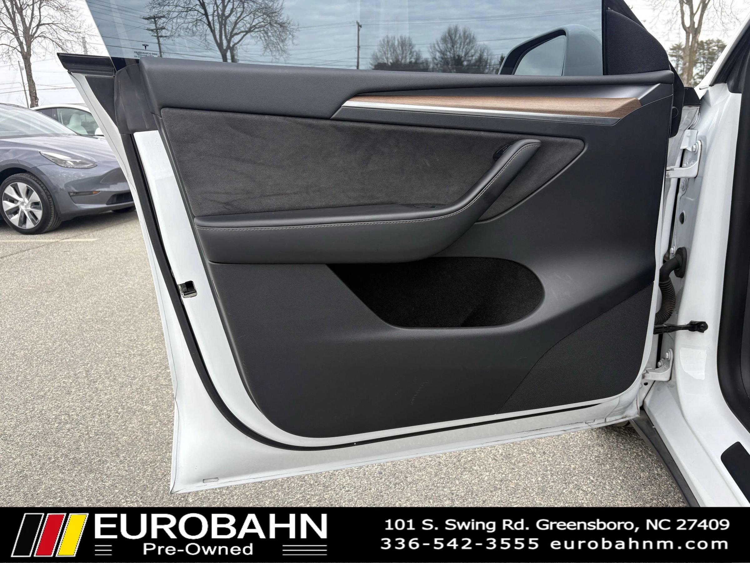 Used 2023 Tesla Model Y Long Range AWD/4WD image 9