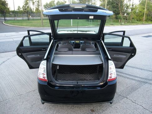 Used 2009 Toyota Prius Touring FWD image 29