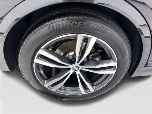 Used 2023 BMW X7 xDrive40i w/ M Sport Package AWD/4WD image 89