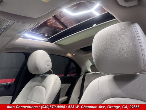 Used 2015 Mercedes-Benz C 300 Sedan image 21