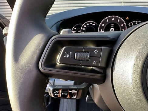 Used 2026 Porsche Panamera image 17