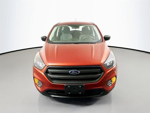 Used 2019 Ford Escape S image 2