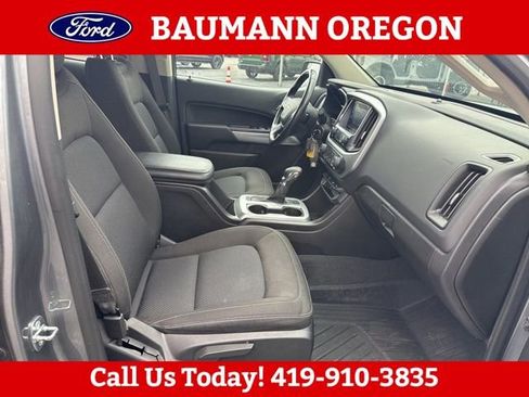 Used 2022 Chevrolet Colorado LT w/ LT Convenience Package AWD/4WD image 10