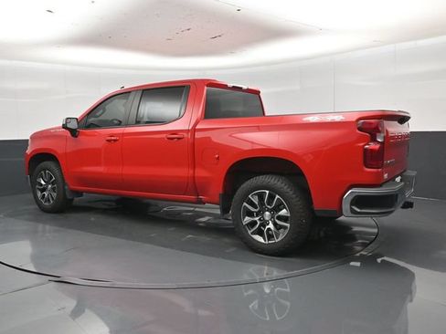 Used 2022 Chevrolet Silverado 1500 LT AWD/4WD image 29