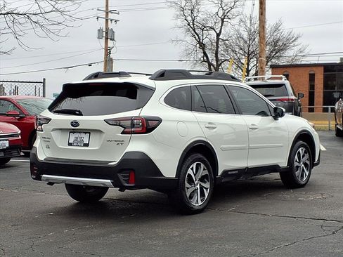 Used 2022 Subaru Outback Limited XT image 4
