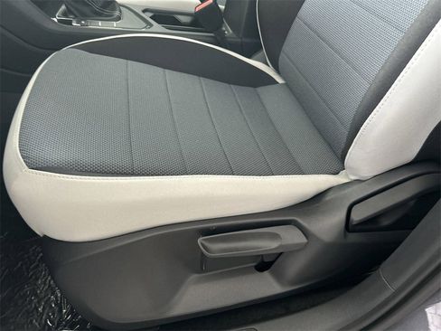 New 2026 Volkswagen Taos S image 14