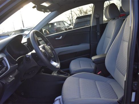 Used 2022 Kia Rio S image 19
