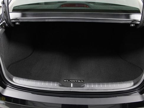 Certified 2026 Hyundai Elantra Sport FWD image 18