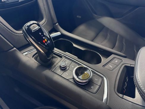 Used 2023 Cadillac XT6 Sport image 36